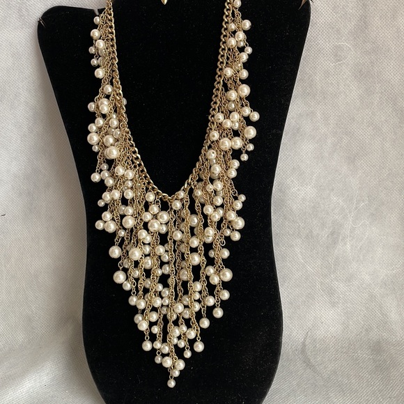 GORGEOUS vintage ARNOLD SCAASI pearl statement necklace signed original… - Picture 9 of 17